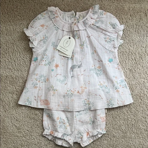 9-12 Month Elegant Baby Matching Set. NWT. - Picture 1 of 10